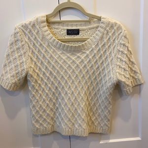 ASTR Cropped Knit sweater